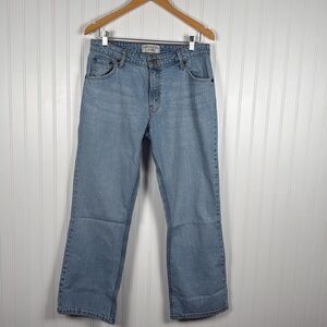 Levi's Women's Mid-Rise bootcut jeans misses size 12 short